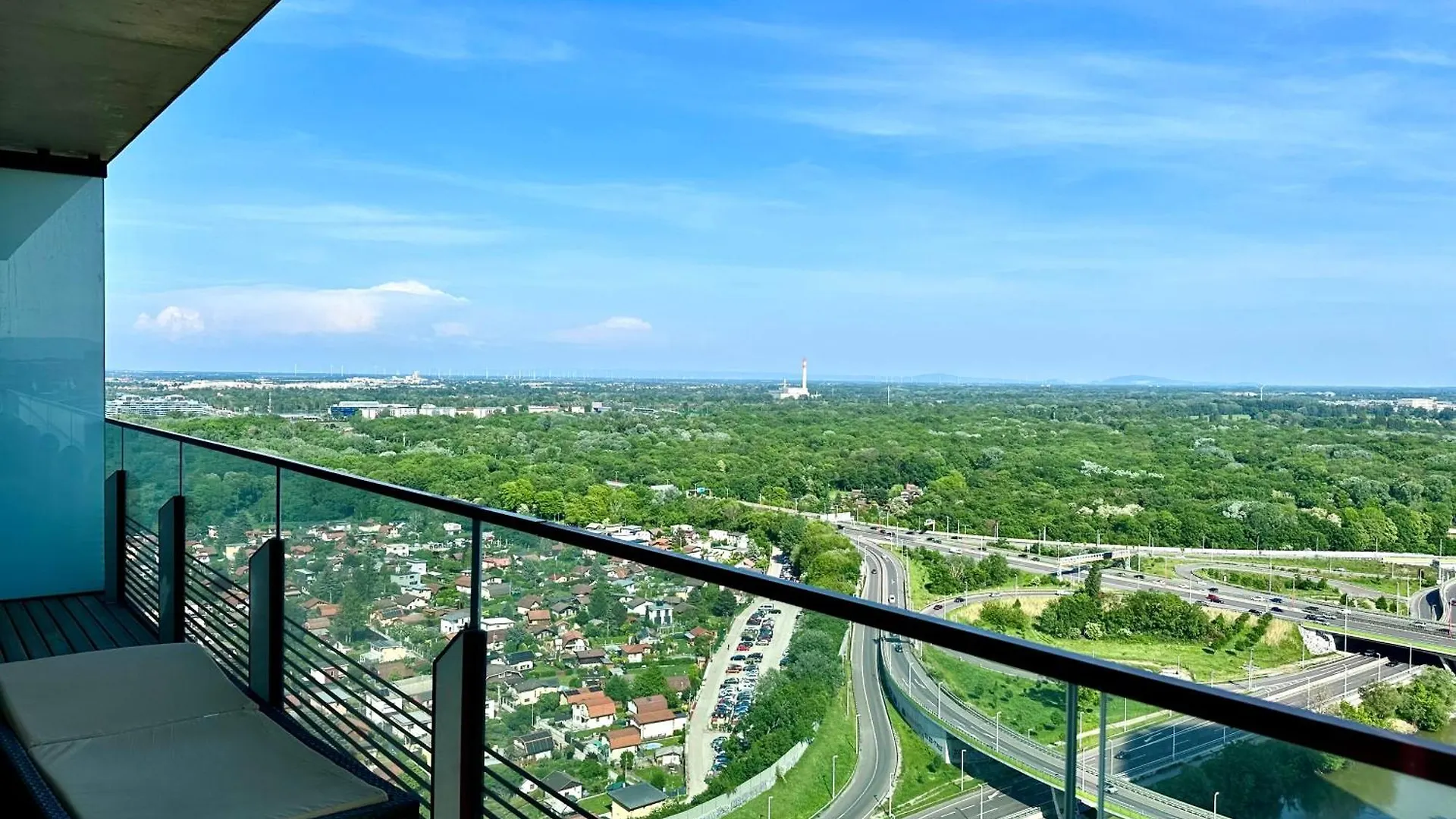 Luxury Penthouse I Rooftop Pool I Self Check-In Wien Österreich