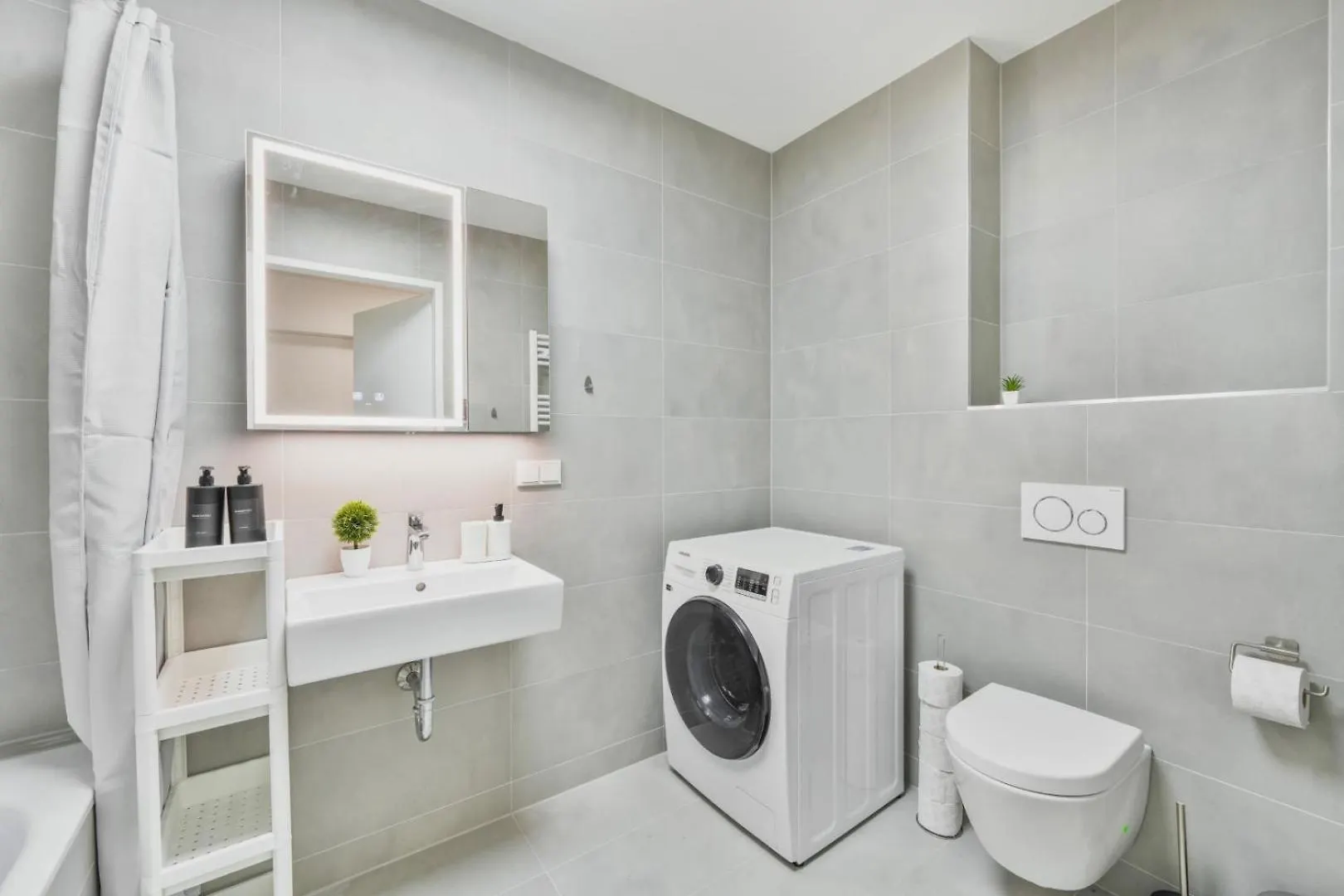 Luxury Penthouse I Rooftop Pool I Self Check-In Wien
